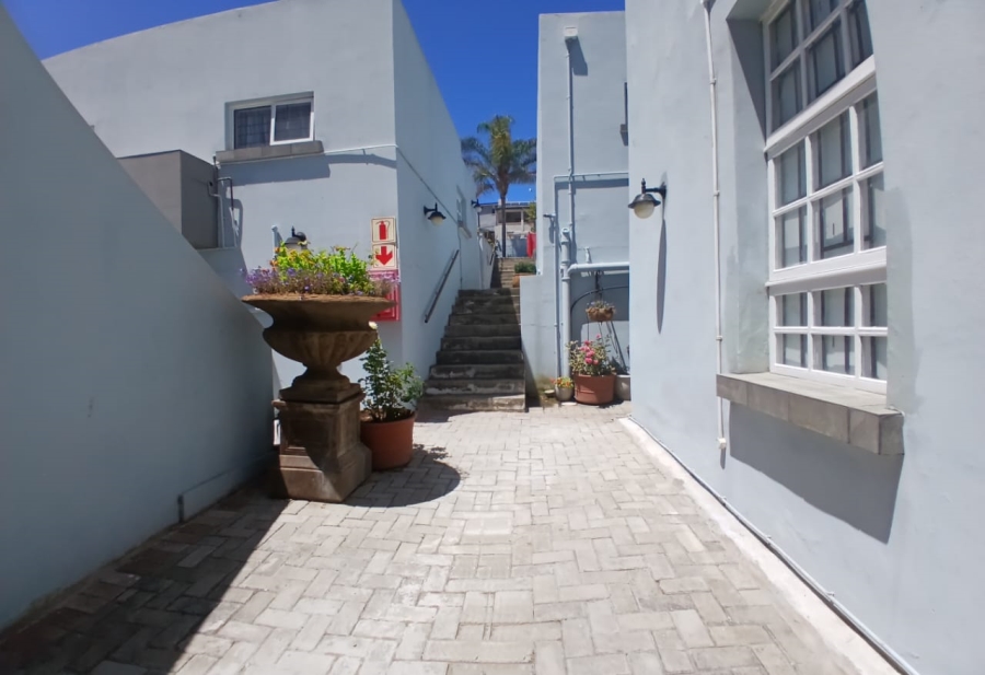 2 Bedroom Property for Sale in Mossel Bay Central Western Cape